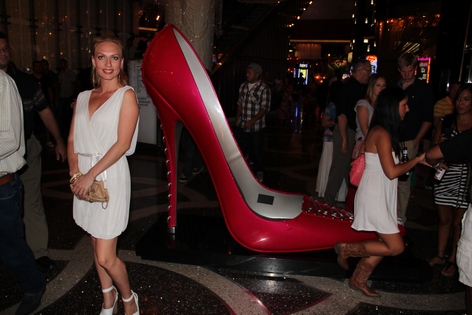 ���-�����